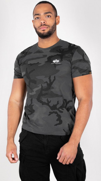 / Black Industries Logo Alpha Herren | | Lifestyle Basic | Camouflage Small T-Shirt Tops T-Shirts